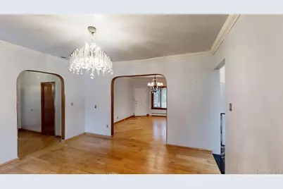 217 Lincoln Avenue, Rockville Centre, NY 11570 - Photo 10