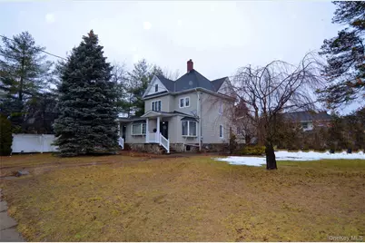 217 Lincoln Avenue, Rockville Centre, NY 11570 - Photo 1