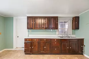 94 Center St, Highland Falls, NY 10928 - Photo 4