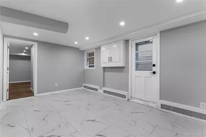 840 E Broadway #lower, Long Beach, NY 11561 - Photo 4