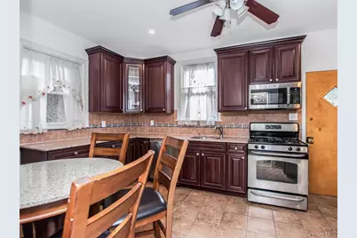 1813 Willow Lane, Bronx, NY 10461 - Photo 14