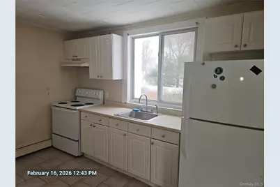 118 Oak Avenue #C, Shirley, NY 11967 - Photo 8