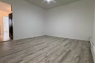 122-15 11th Ave, College Point, NY 11356 - Photo 4