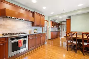 52 Marvin Ln, Islip, NY 11751 - Photo 6