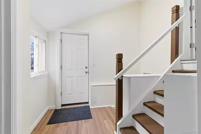 633 7th Street, West Babylon, NY 11704 - Photo 12