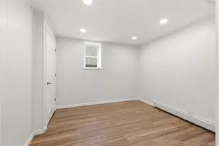 633 7th St, West Babylon, NY 11704 - Photo 18