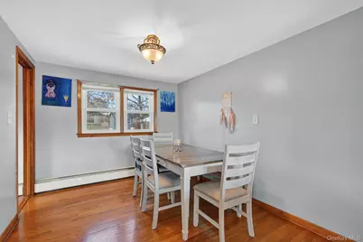 19 Valewood Drive, New Windsor, NY 12553 - Photo 10