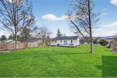 19 Valewood Drive, New Windsor, NY 12553 - Photo 34