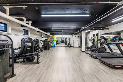 2140 Knapp Street #1G, Brooklyn, NY 11229 - Photo 10