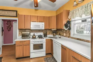 16 Altamont Ave, Sea Cliff, NY 11579 - Photo 8