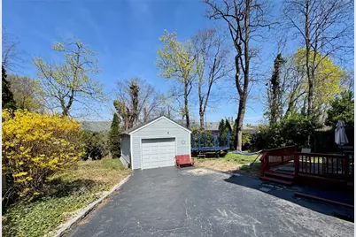 16 Altamont Avenue, Sea Cliff, NY 11579 - Photo 20