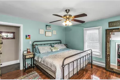 16 Altamont Avenue, Sea Cliff, NY 11579 - Photo 12