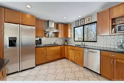 32 Penny Lane, Scarsdale, NY 10583 - Photo 8