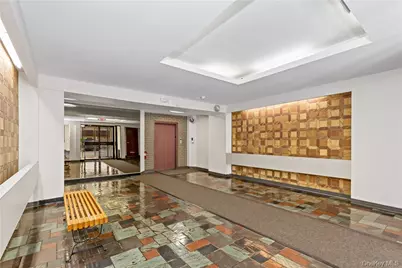 25 Stewart Place #716, Mount Kisco, NY 10549 - Photo 24