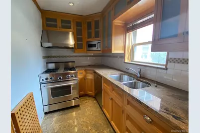 330 S Broadway #C-1, Tarrytown, NY 10591 - Photo 8