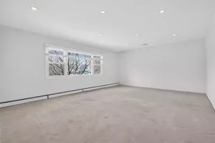 8 Hampton Rd, Airmont, NY 10901 - Photo 12