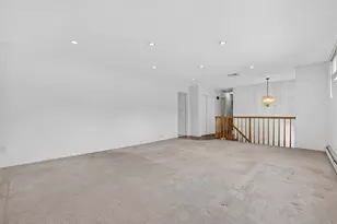 8 Hampton Rd, Airmont, NY 10901 - Photo 14