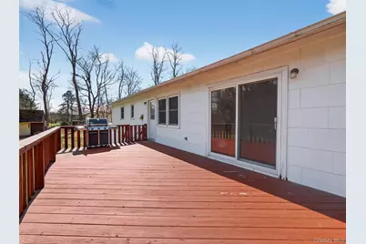 8 Hampton Road, Airmont, NY 10901 - Photo 36