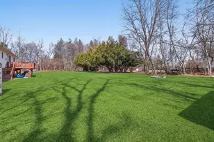 8 Hampton Rd, Airmont, NY 10901 - Photo 34