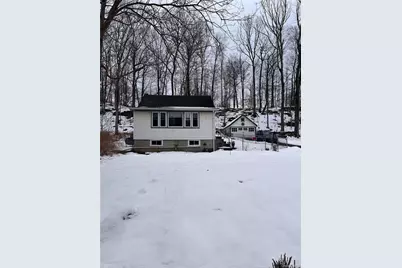 206 Lakeview Road, Wappingers Falls, NY 12590 - Photo 2