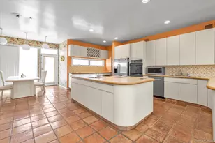 16 Serein Ct, Syosset, NY 11791 - Photo 6