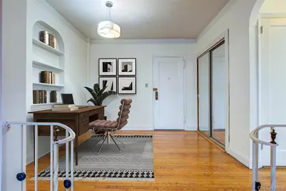 110-55 72 Road #601, Forest Hills, NY 11375 - Photo 4