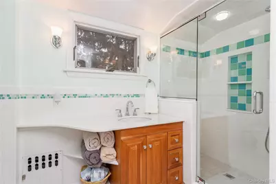 9 Holland Place, Hartsdale, NY 10530 - Photo 16