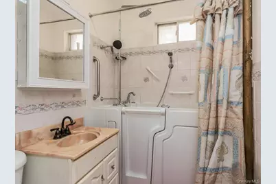 1330 Croes Avenue, Bronx, NY 10472 - Photo 6