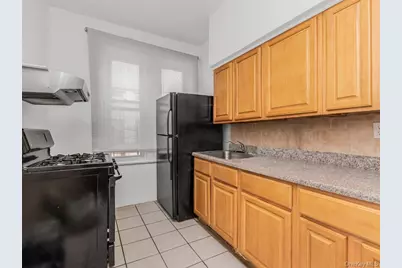 1330 Croes Avenue, Bronx, NY 10472 - Photo 14