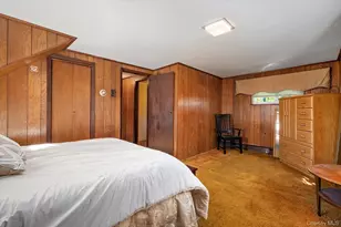 31 Walnut Ave, Farmingdale, NY 11735 - Photo 14