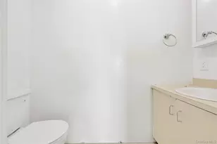 519 W Broadway, Long Beach, NY 11561 - Photo 18