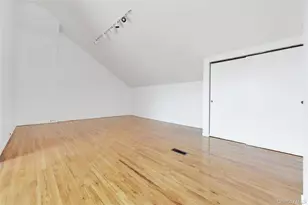 519 W Broadway, Long Beach, NY 11561 - Photo 22