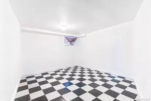 13-04 123rd St, College Point, NY 11356 - Photo 18