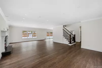 120 Peninsula Drive, Port Jefferson, NY 11777 - Photo 20