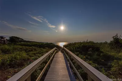 312 Fox Hill Drive, Calverton, NY 11933 - Photo 22