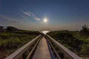 312 Fox Hill Dr, Calverton, NY 11933 - Photo 22