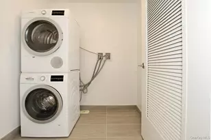 138-35 39th Ave, Flushing, NY 11354 - Photo 26