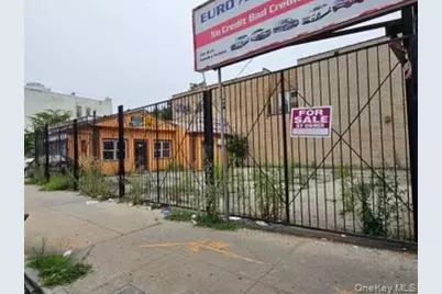 10101 Jamaica Avenue, Richmond Hill, NY 11418 - Photo 4