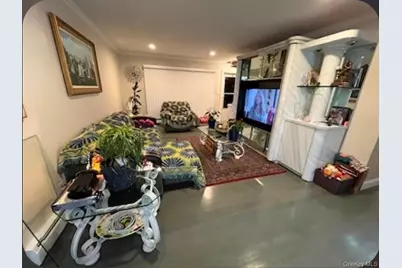 82 Clark Street, West Babylon, NY 11704 - Photo 4