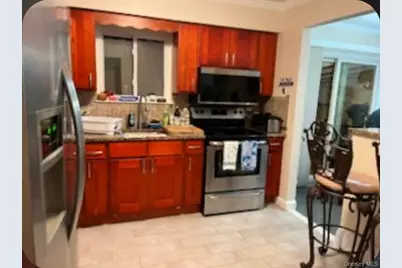 82 Clark Street, West Babylon, NY 11704 - Photo 2