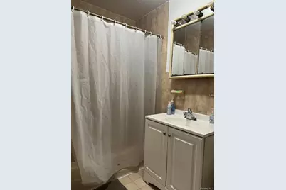 60-59 69th Street, Maspeth, NY 11378 - Photo 16