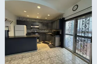 60-59 69th Street, Maspeth, NY 11378 - Photo 14