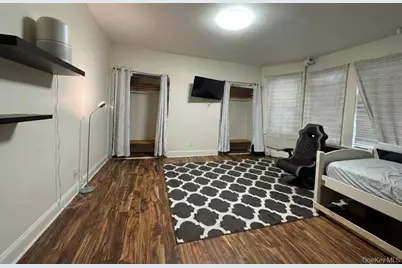 60-59 69th Street, Maspeth, NY 11378 - Photo 8