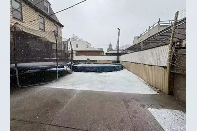 60-59 69th Street, Maspeth, NY 11378 - Photo 24