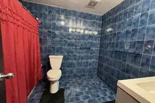 60-59 69th St, Maspeth, NY 11378 - Photo 18