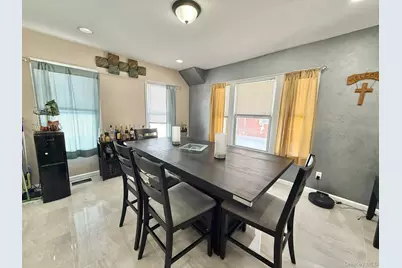 7 Bernhard Street, Hempstead, NY 11550 - Photo 10