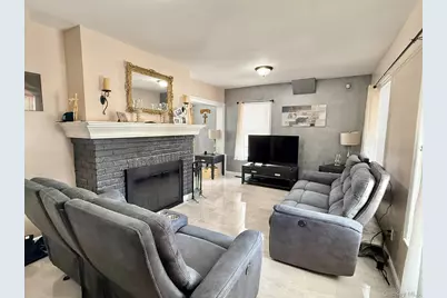 7 Bernhard Street, Hempstead, NY 11550 - Photo 8