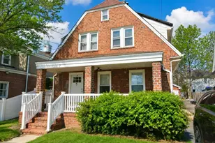 7 Bernhard St, Hempstead, NY 11550 - Photo 2