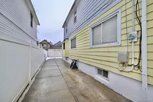 88-48 213th St, Queens Village, NY 11427 - Photo 4