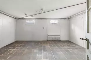 467 Hempstead Ave, Rockville Centre, NY 11570 - Photo 34